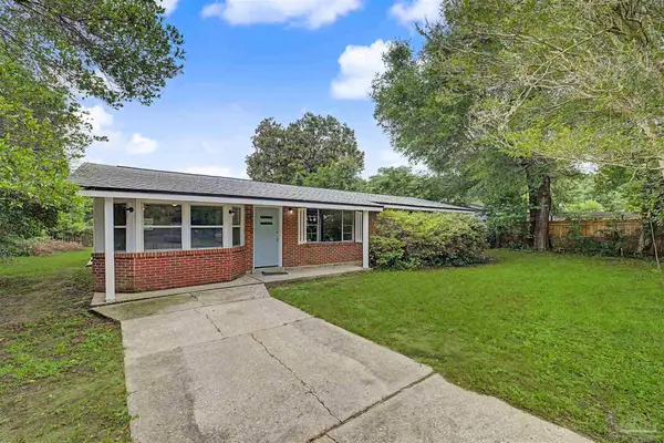 2693 Brooklyn St, Pensacola, FL 32514