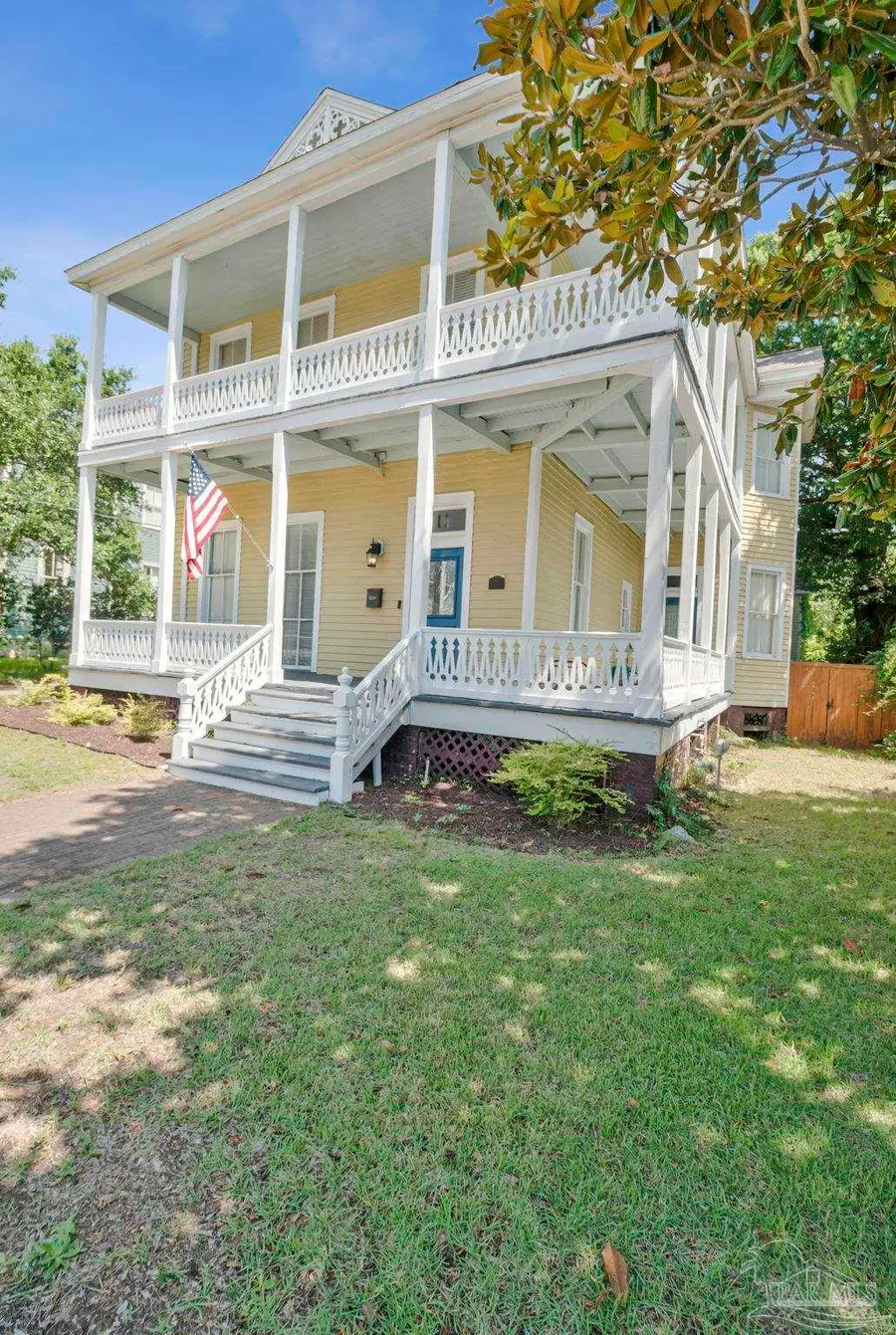12 W Strong St, Pensacola, FL 32501 - #2