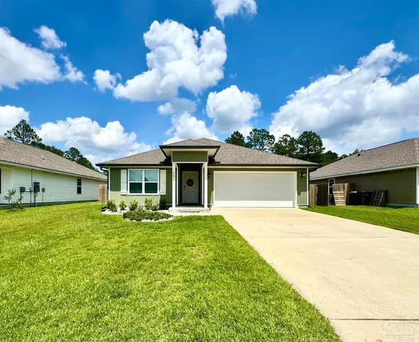9676 Angel Oak Dr, Pensacola, FL 32526