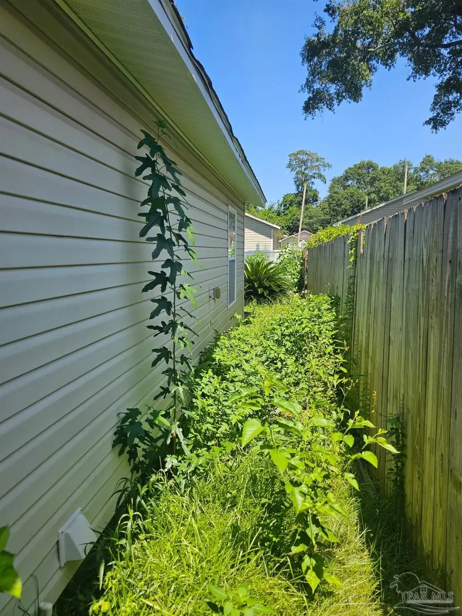 8630 Doris Ave, Pensacola, FL 32534 - #2