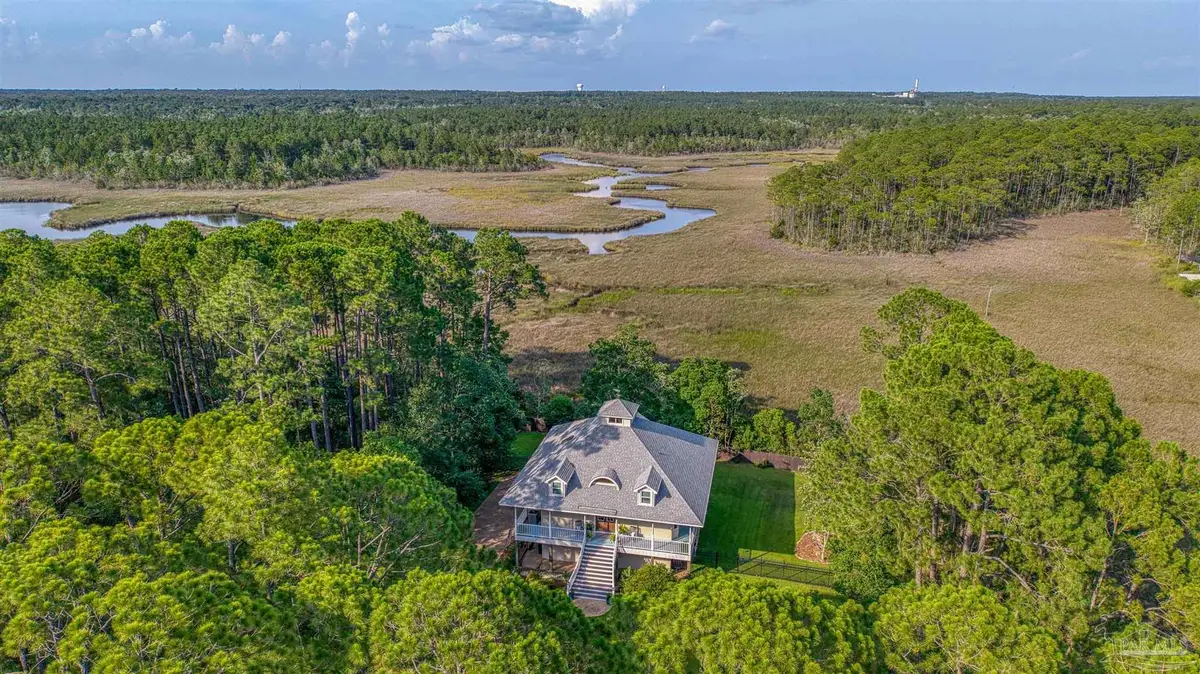 4596 Bayside Dr, Milton, FL 32583 - #1
