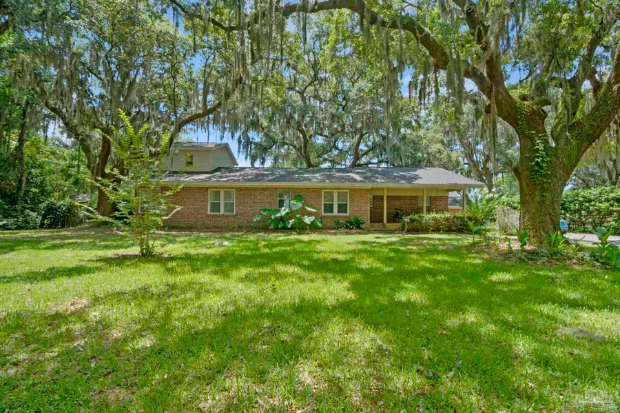 7079 Oak St, Milton, FL 32583 - #2