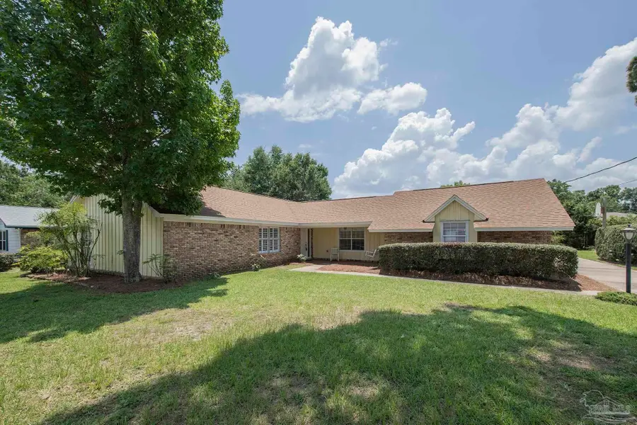 3445 Blueridge Dr, Pensacola, FL 32504 - #2