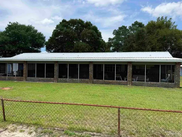 494 Aleta Ave, Mary Esther, FL 32569