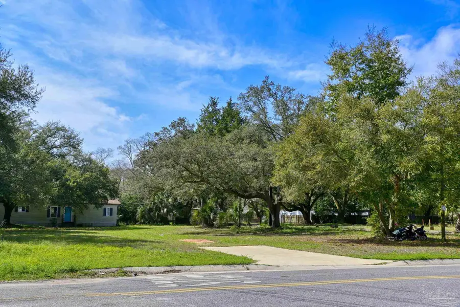 715 Decatur Ave #5 and 21, Pensacola, FL 32507 - #2