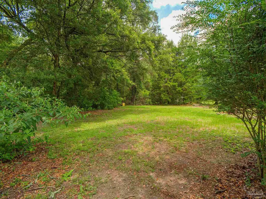 5682 Windsong Dr, Milton, FL 32570 - #3