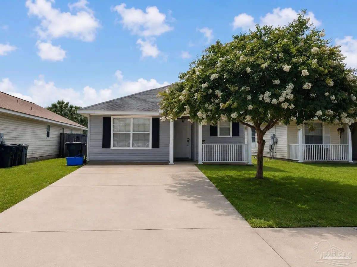 3106 Flintlock Dr, Pensacola, FL 32526 - #1