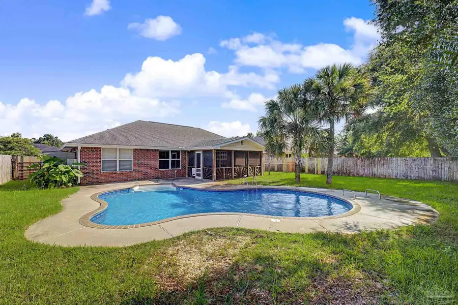 6952 Hardwood Ct, Milton, FL 32583 - #3