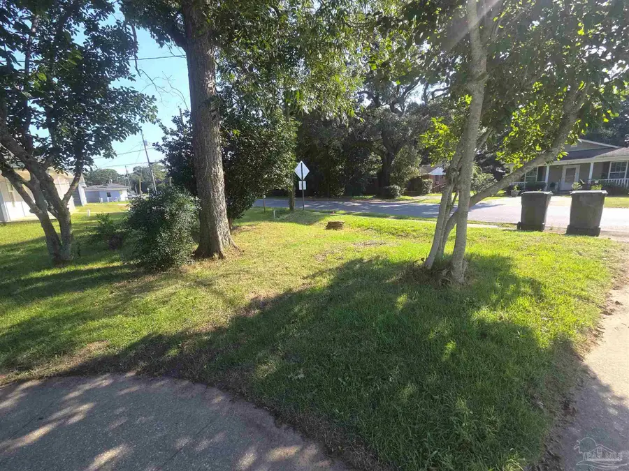 2504 N L St, Pensacola, FL 32501 - #2