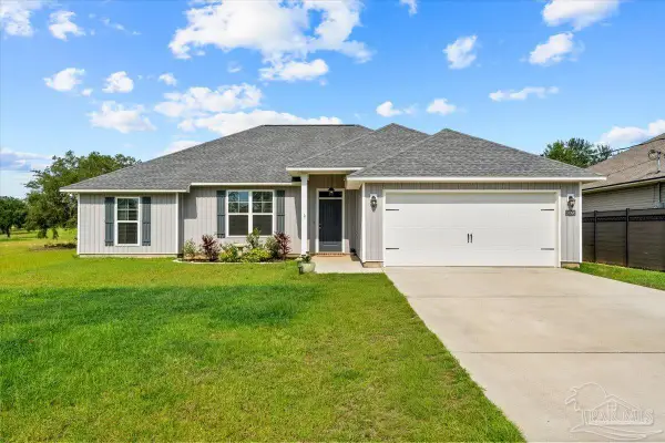 10090 American Farms Rd, Milton, FL 32583
