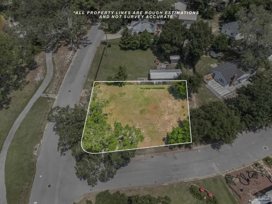 315 SE Kalash Rd, Pensacola, FL 32507 - #3