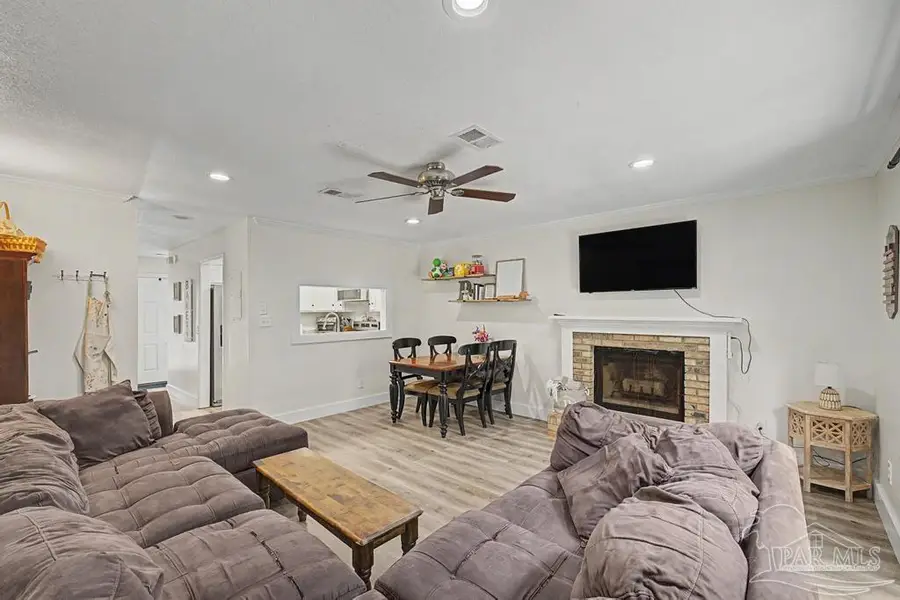 1307 Foxborough Dr, Pensacola, FL 32514 - #3