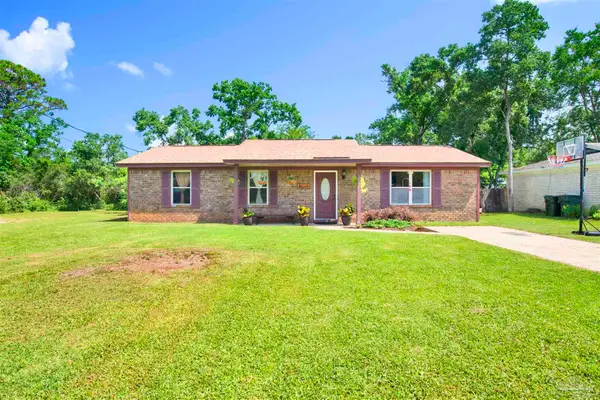 8230 Tempest Dr, Pensacola, FL 32506