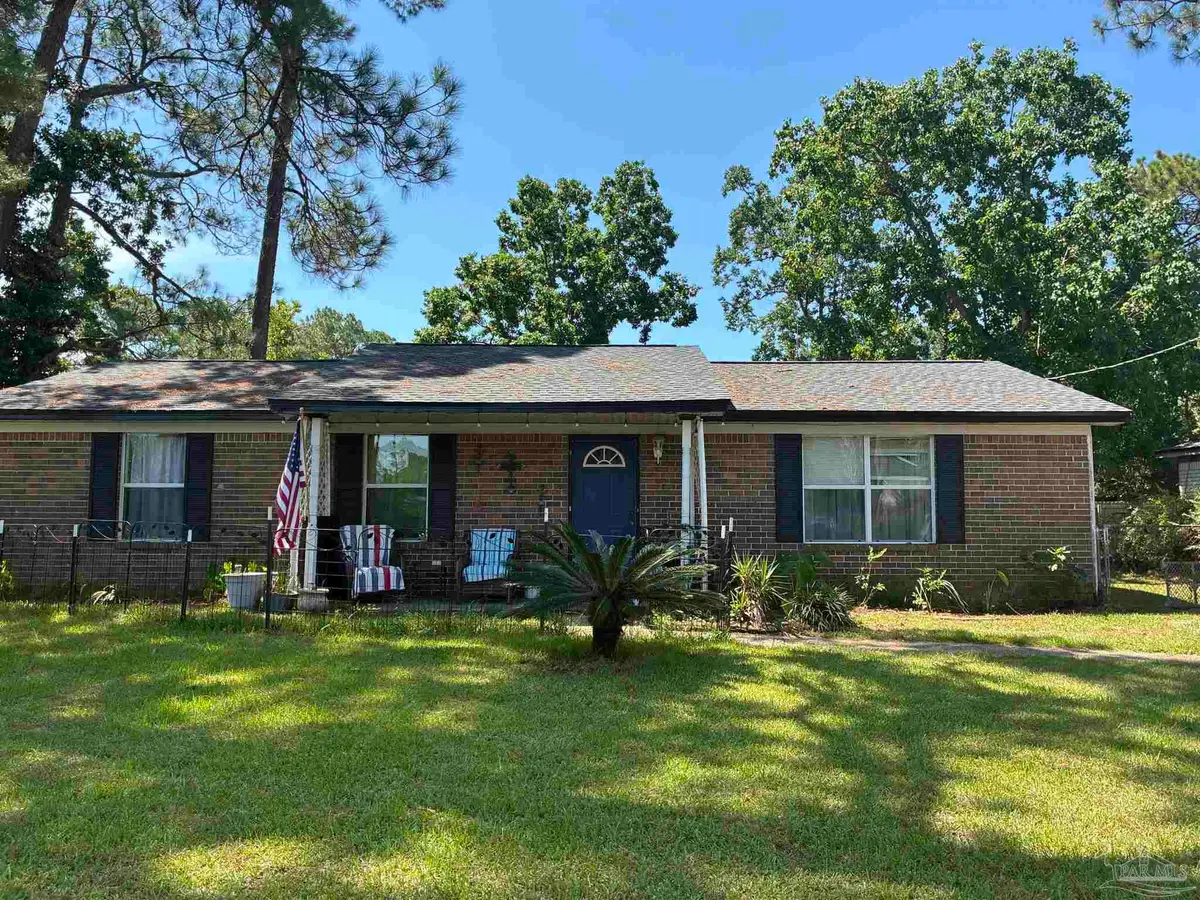 8253 El Dorado Dr, Pensacola, FL 32506 - #1