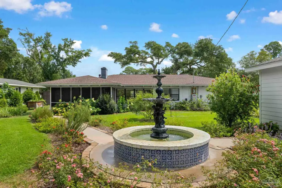 17 Lakeside Dr, Pensacola, FL 32507 - #3