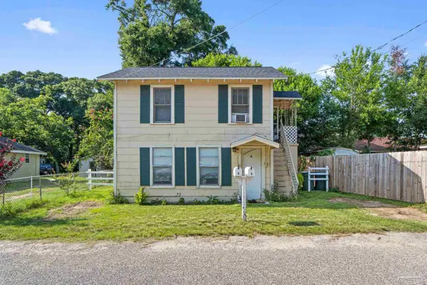 4210 Gaffney St #A/B, Pensacola, FL 32505