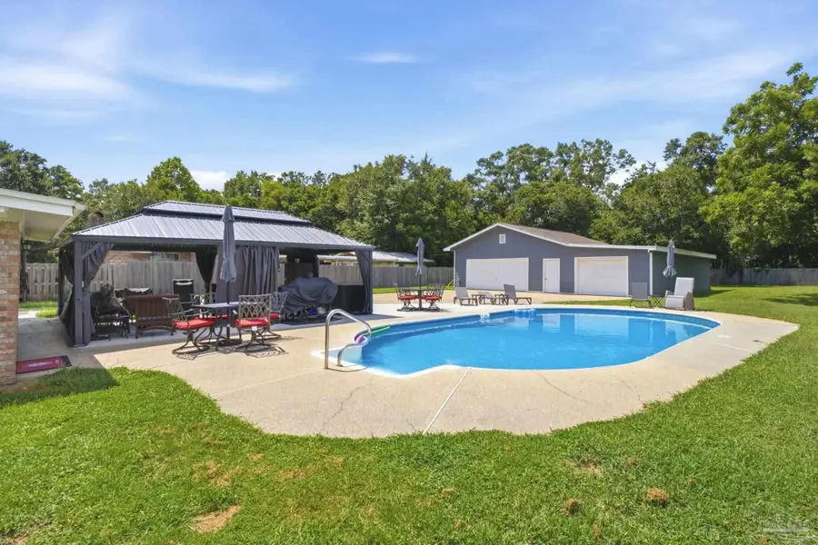 1510 W Detroit Blvd, Pensacola, FL 32534 - #2