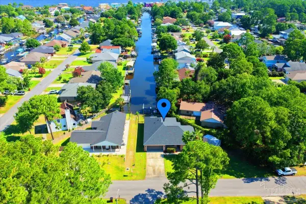3220 Duke Dr, Gulf Breeze, FL 32563