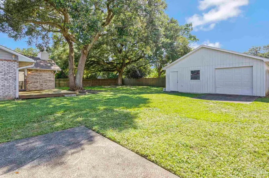 5555 Trafalgar Dr, Pensacola, FL 32504 - #2