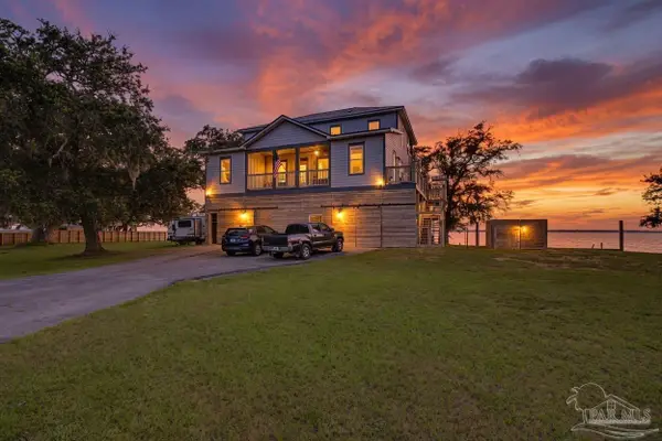 305 S Garcon Point Rd, Milton, FL 32583