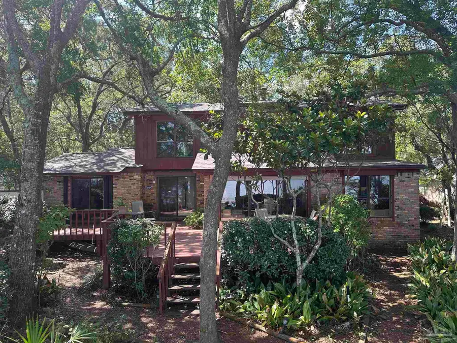 2738 Sunrunner Ln, Gulf Breeze, FL 32563 - #2