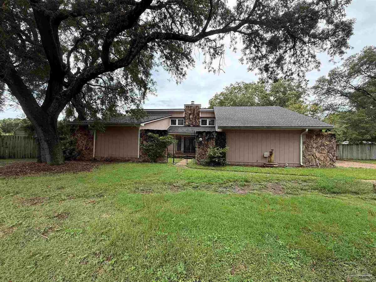 365 Arabian Dr, Pensacola, FL 32506 - #1