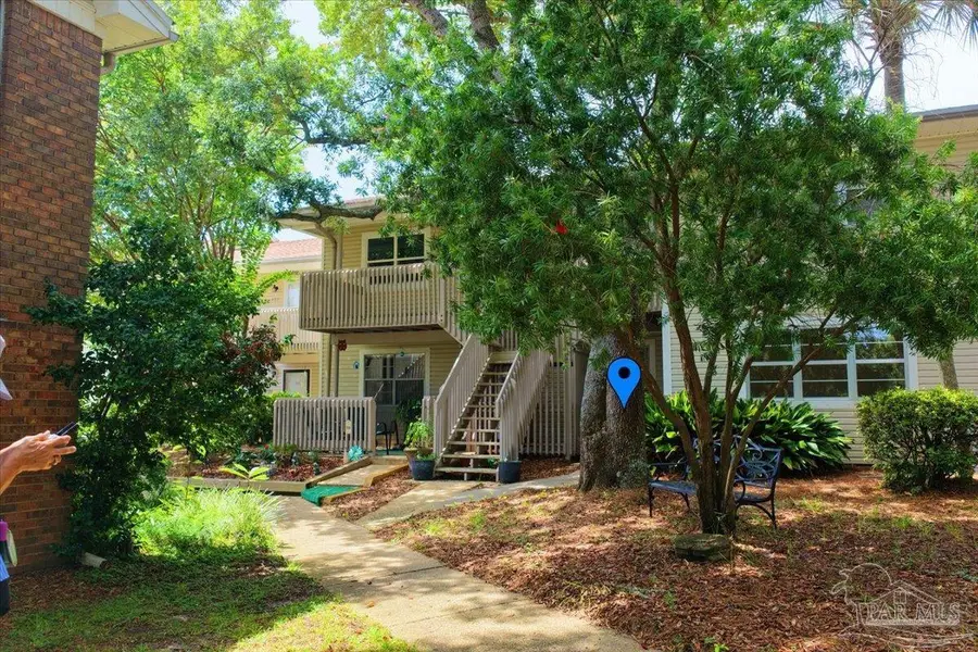1200 Shoreline Dr, Gulf Breeze, FL 32561 - #3