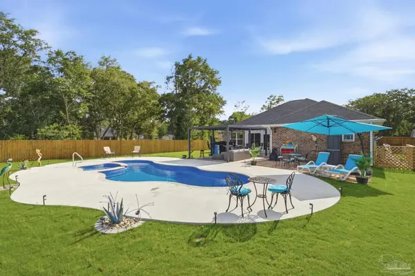 6552 Martin Rd, Milton, FL 32570