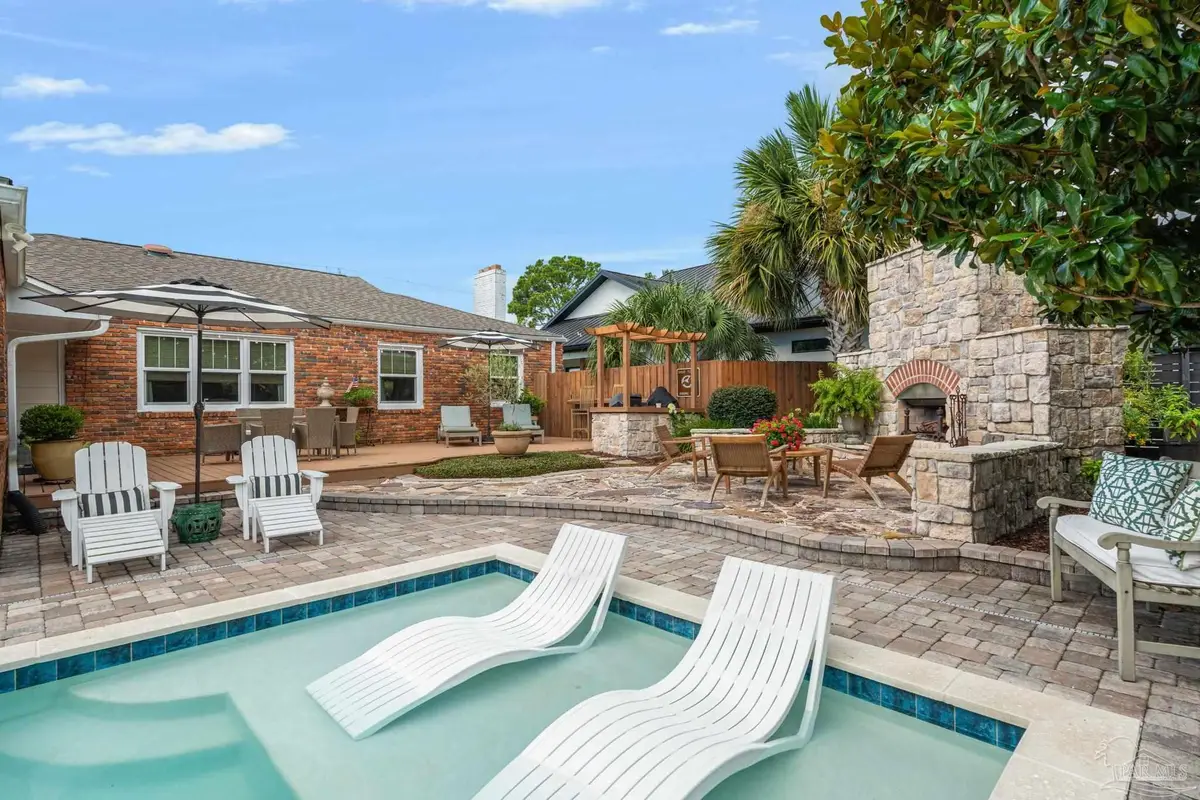 914 Fairway Dr, Pensacola, FL 32507 - #1