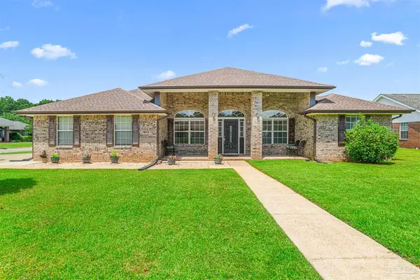 4777 Oscar Ln, Pace, FL 32571