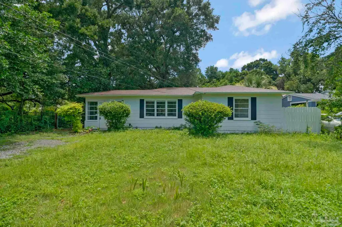 510 Forest Park Dr, Pensacola, FL 32506 - #1