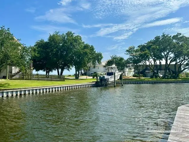 4731 Marina Dr, Gulf Breeze, FL 32563 - #1