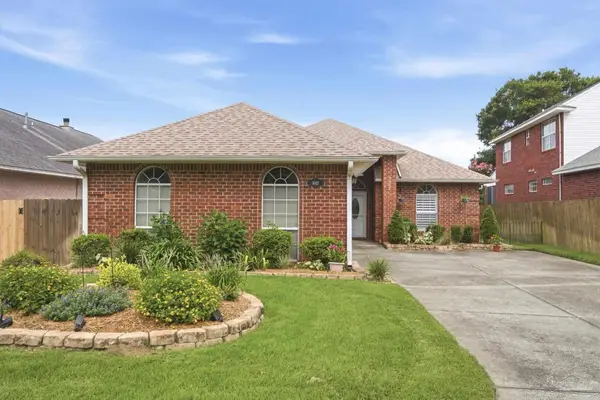 3027 Oak Pointe Dr, Pensacola, FL 32505