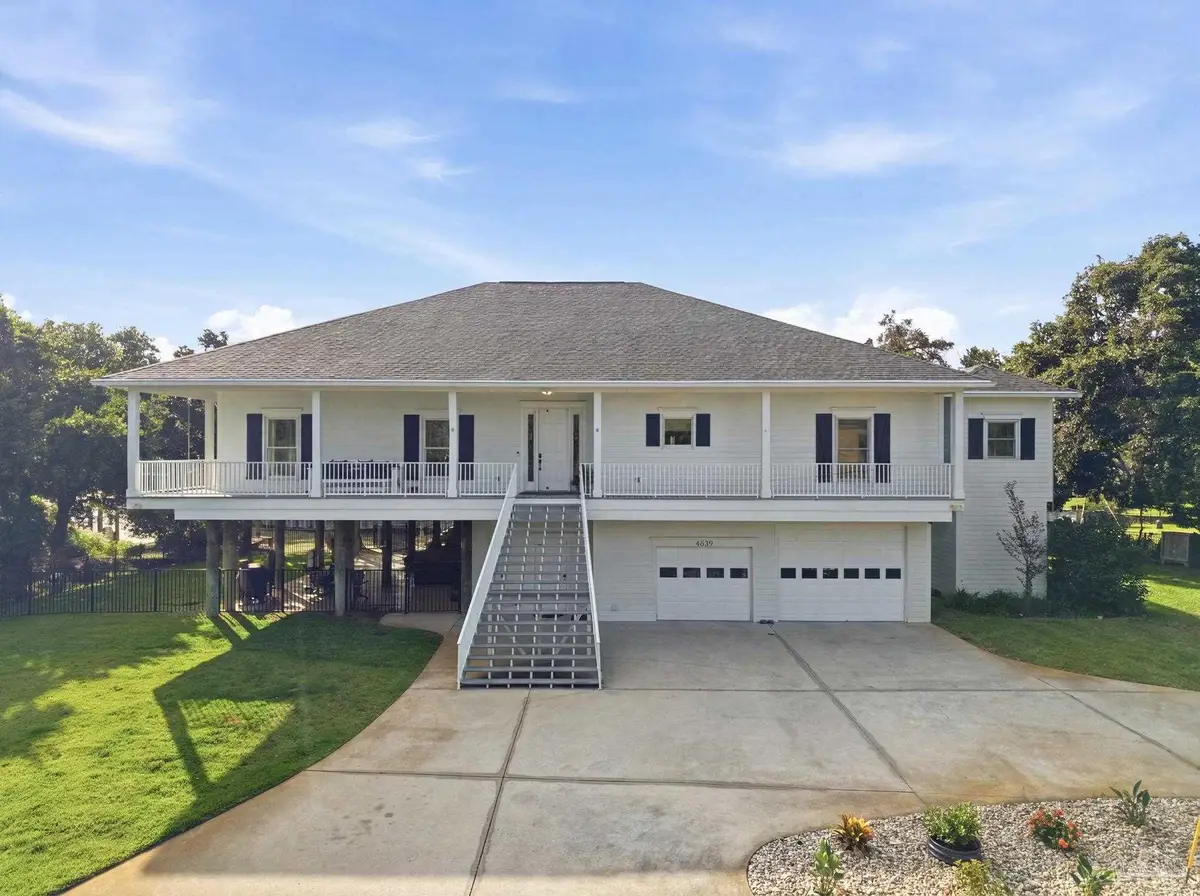 4639 Smokey Rd, Gulf Breeze, FL 32563 - #1