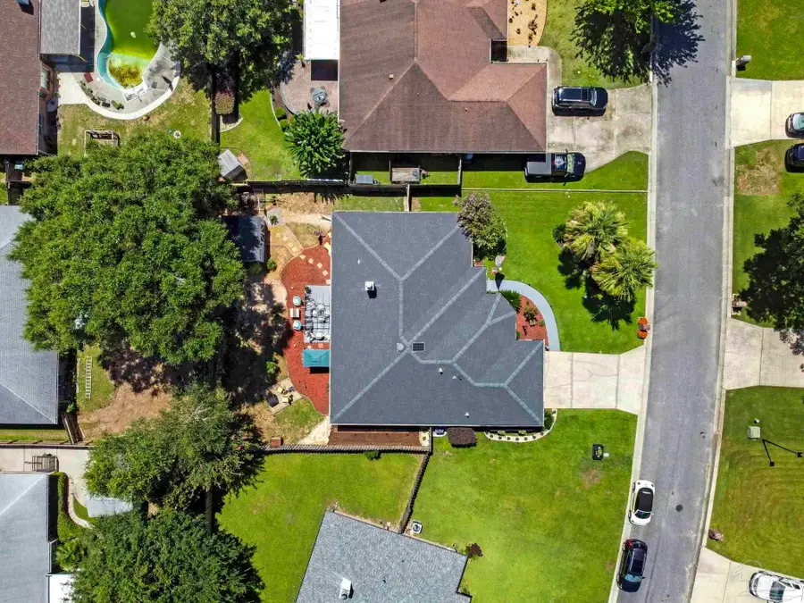 6716 Hallendale Dr, Pensacola, FL 32526 - #3