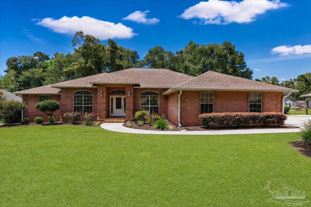 964 Broken Arrow Ln, Cantonment, FL 32533 - #1