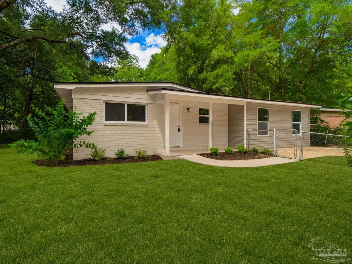 6559 Julia Dr, Milton, FL 32570 - #1