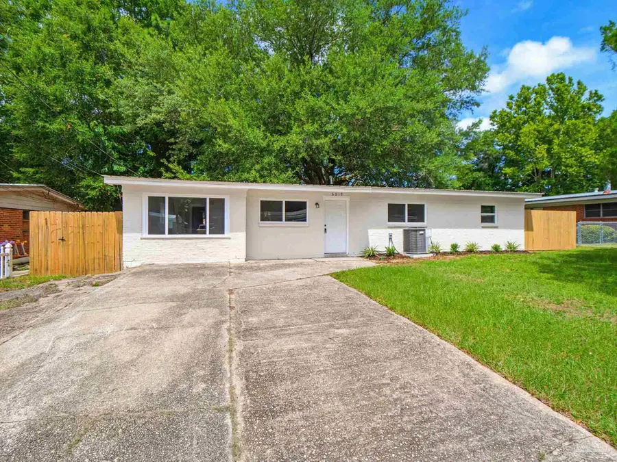6019 Judy Dr, Milton, FL 32570 - #3