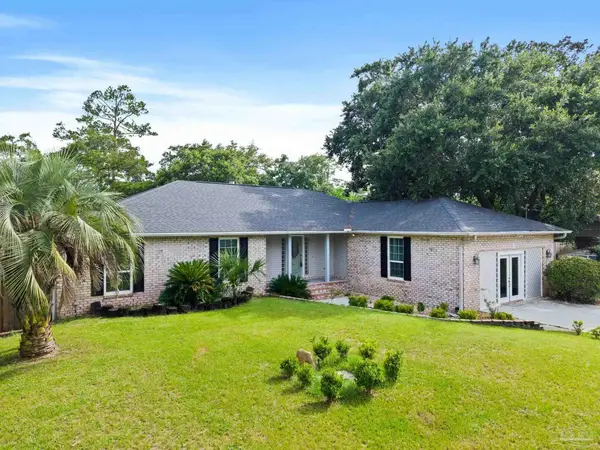 13129 Seratine Dr, Pensacola, FL 32506