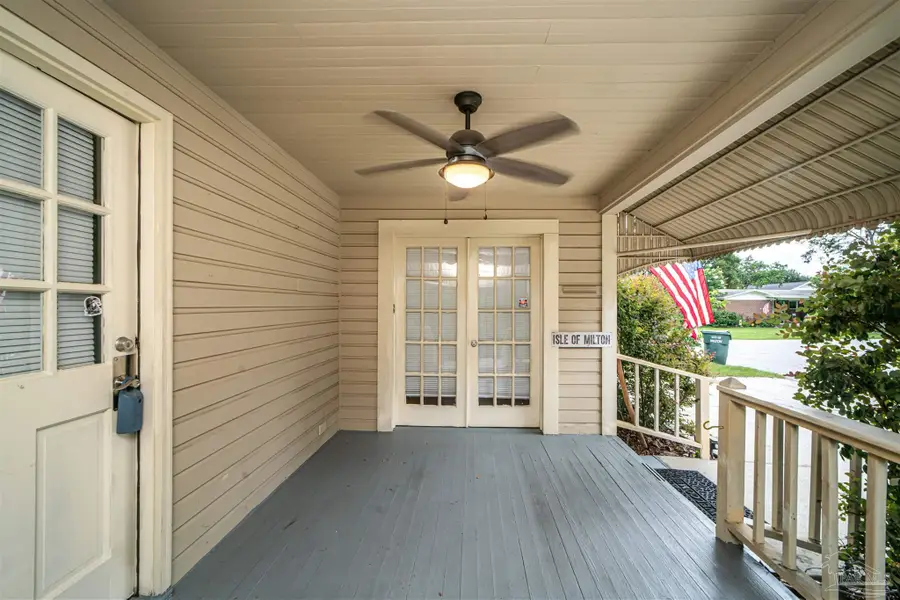 5200 Canal St, Milton, FL 32570 - #3