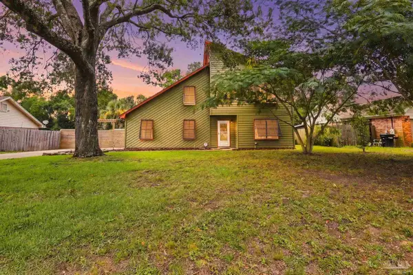4180 Monteigne Dr, Pensacola, FL 32504