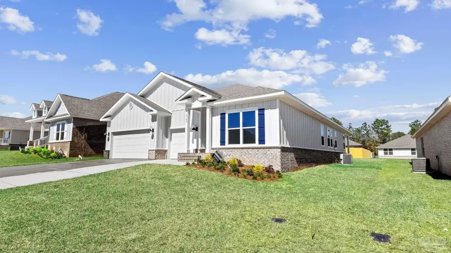 5700 Clarity St, Milton, FL 32570 - #2