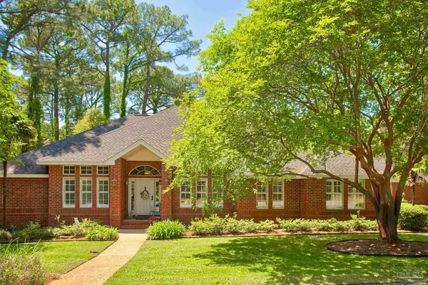 4200 Madura Rd, Gulf Breeze, FL 32563