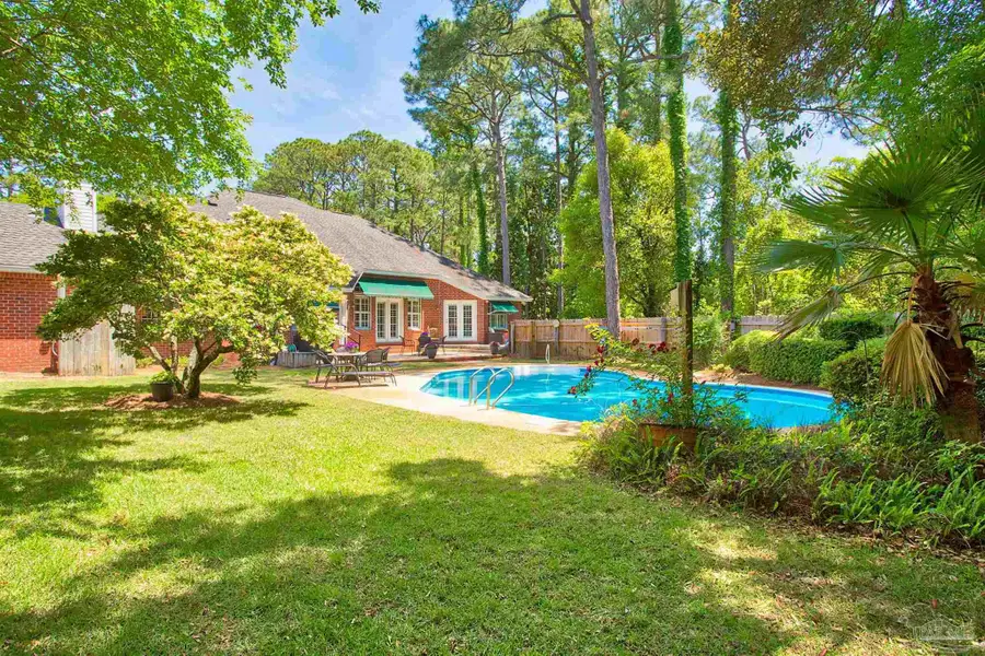4200 Madura Rd, Gulf Breeze, FL 32563 - #3