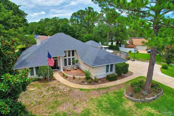 3600 Tibet Dr, Gulf Breeze, FL 32563