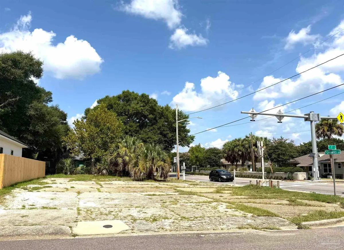 1203 W Cervantes, Pensacola, FL 32503 - #1
