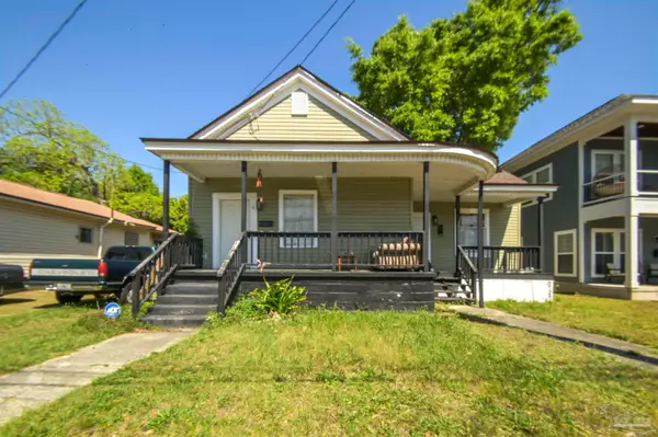 1106 Dr Martin Luther King Jr Dr, Pensacola, FL 32503