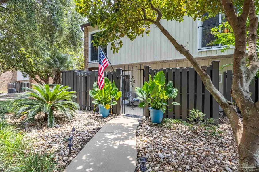 4815 Huron Dr, Pensacola, FL 32507 - #2