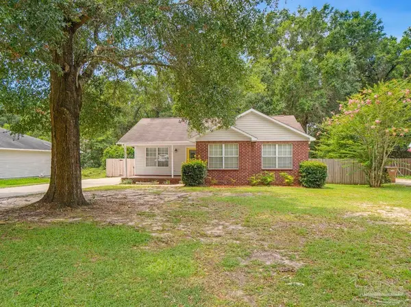 5523 Berryhill Rd, Milton, FL 32570