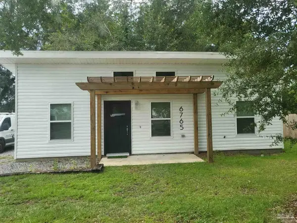4856 Tide Dr, Milton, FL 32583